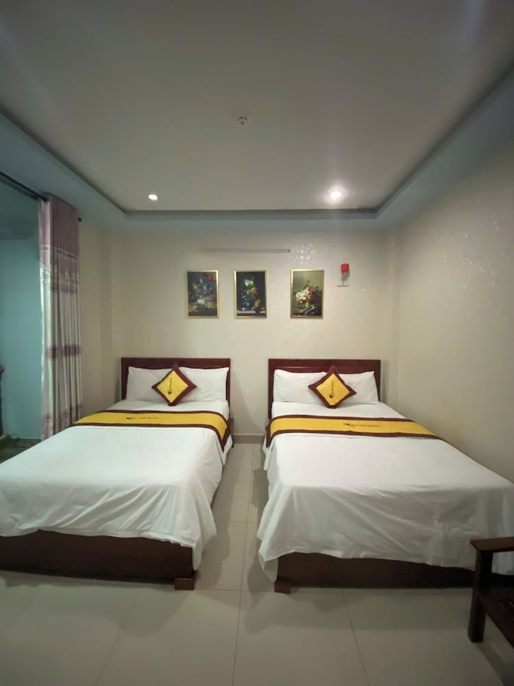 Standard Double Room, City View