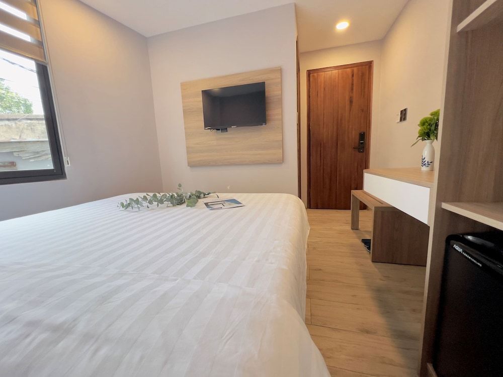 Nature Hotel - Win Happy Superior Double Room 6