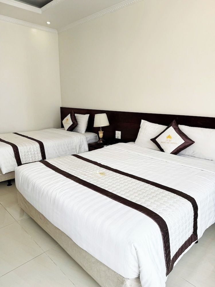 Ngan Ha Hotel Panorama View Superior Triple Room, Multiple Beds, Private Bathroom, Garden View 3