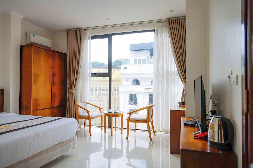 Ngan Ha Hotel Panorama View Royal Double Room, Bathtub, Mountain View 4