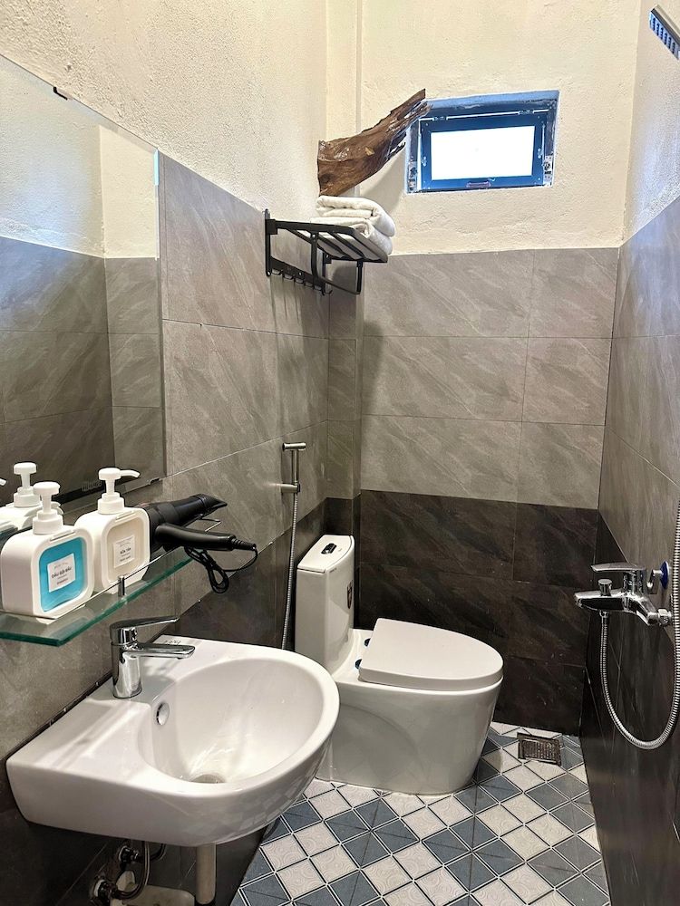 Homestay Ngô Khánh 1 Standard Room, Garden View 4