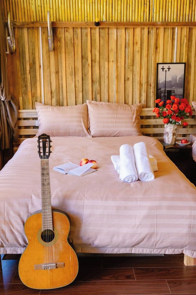 Scent Chalet D - Village Bungalow, 1 Bedroom, Accessible, Smoking 9