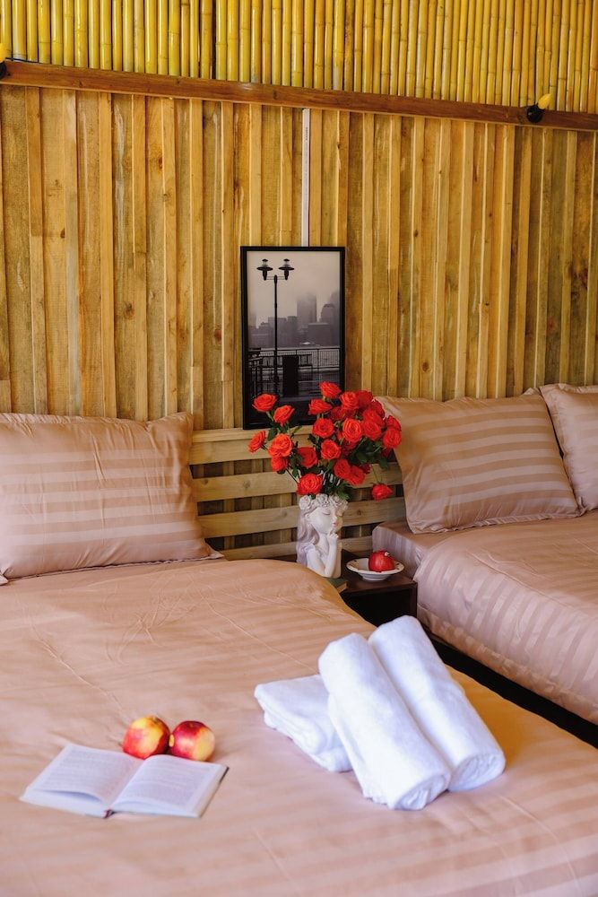 Scent Chalet D - Village Bungalow, 1 Bedroom, Accessible, Smoking 3