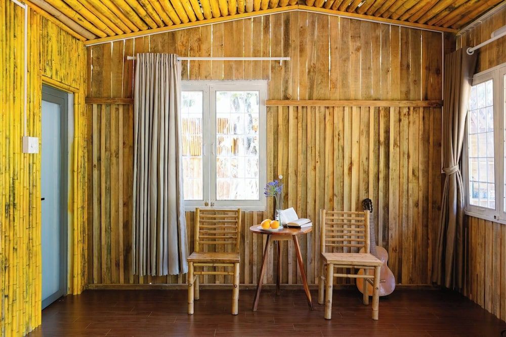 Scent Chalet D - Village Bungalow, 1 Bedroom, Accessible, Smoking 24