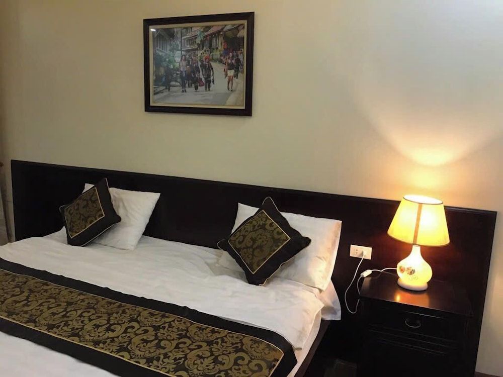 Hoà Bình Hotel LC - by BayLuxury