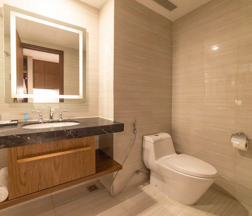 Executive Studio, Partial Ocean View