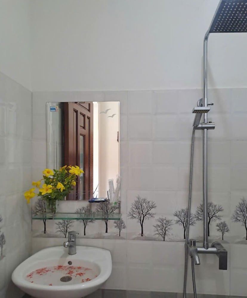 Cong Man Homestay - Cham Island Basic Quadruple Room, Shared Bathroom, Ground Floor 3