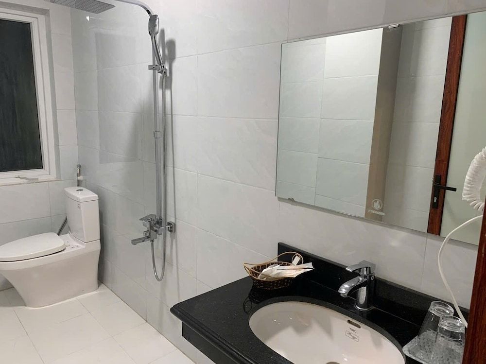 Duc Trung Hotel CB by Bayluxury Economy Double Room 6