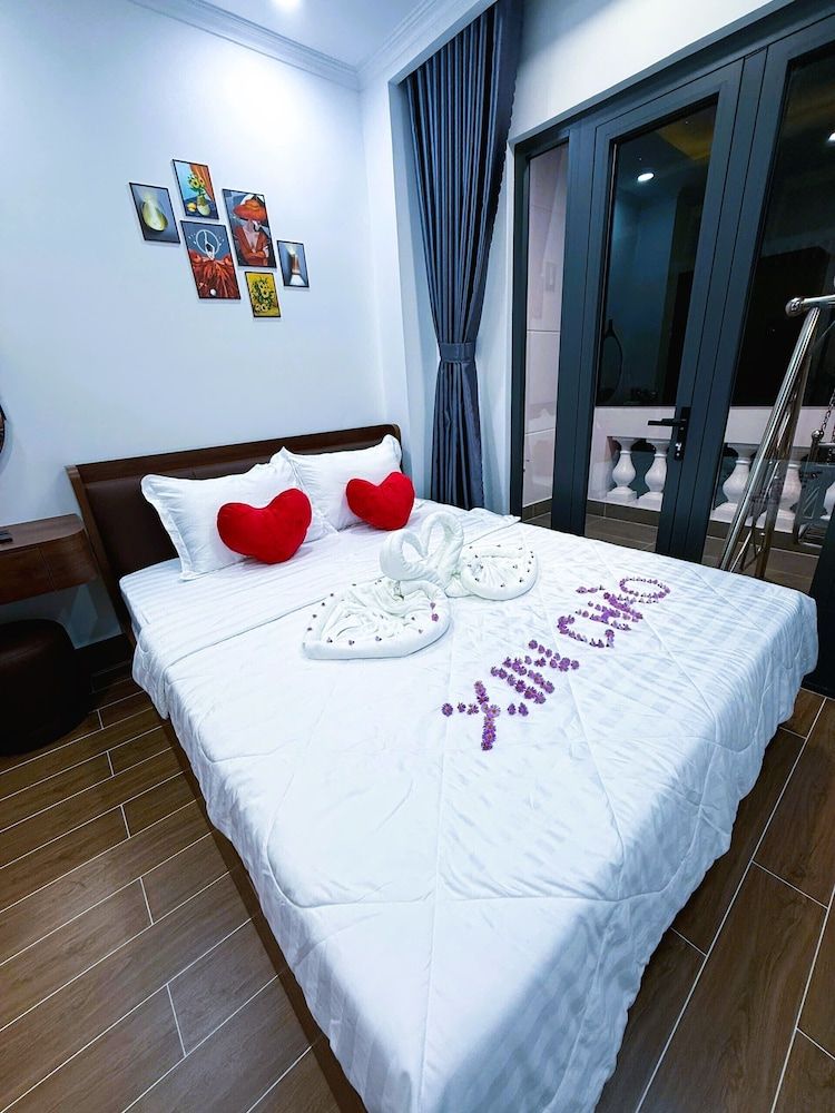 Deluxe Double Room Single Use, 1 Queen Bed, City View