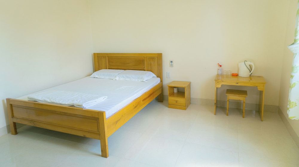 Double Room Single Use, 1 Queen Bed, Pets Allowed