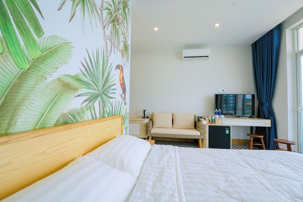 Kennal Beach Deluxe Double Room, Sea View 3