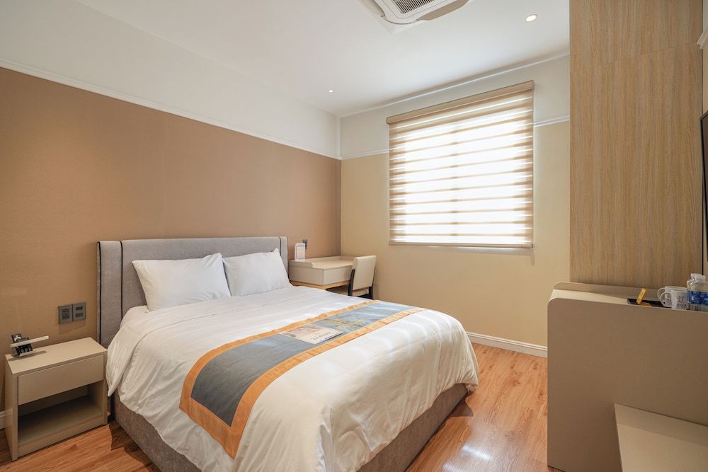Standard Single Room, City View