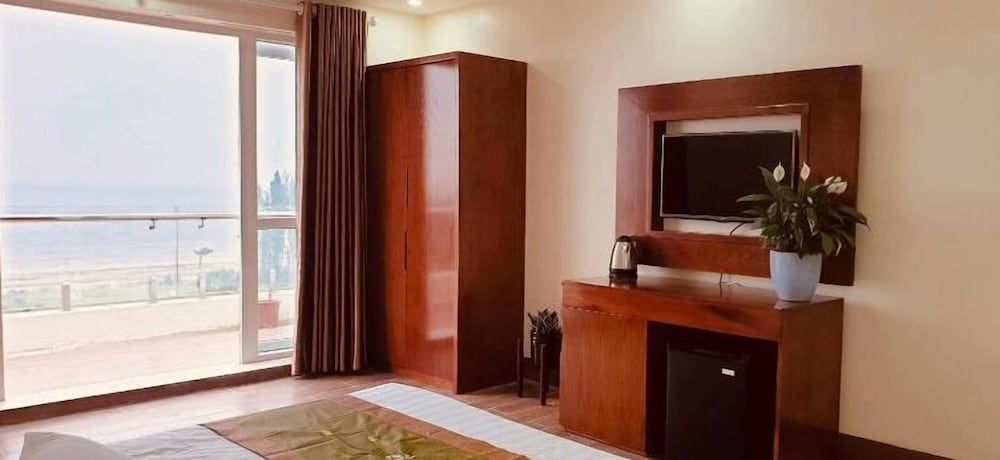 Aqua Resort Hai Tien - by BAYLUXURY Deluxe Room 7