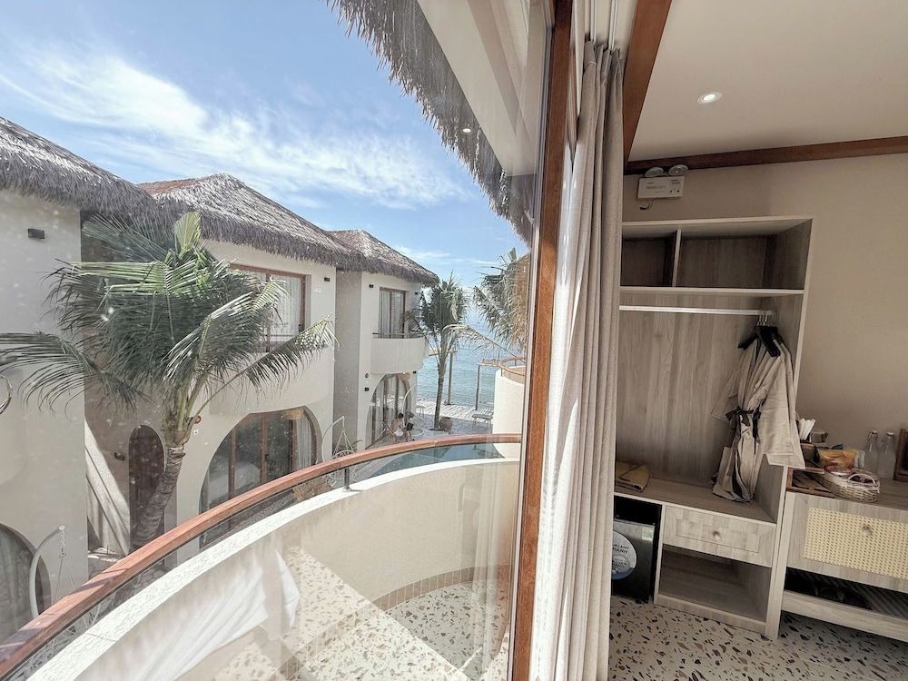 Double Room, Pool View