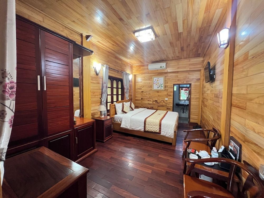 Him Lam Eco Resort Deluxe Double or Twin Room, Lake View 4