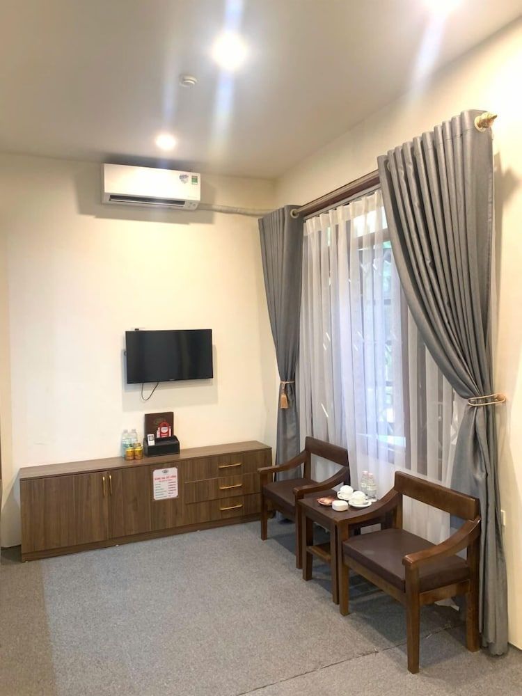 Him Lam Eco Resort Luxury Double or Twin Room, Balcony, Lake View 4