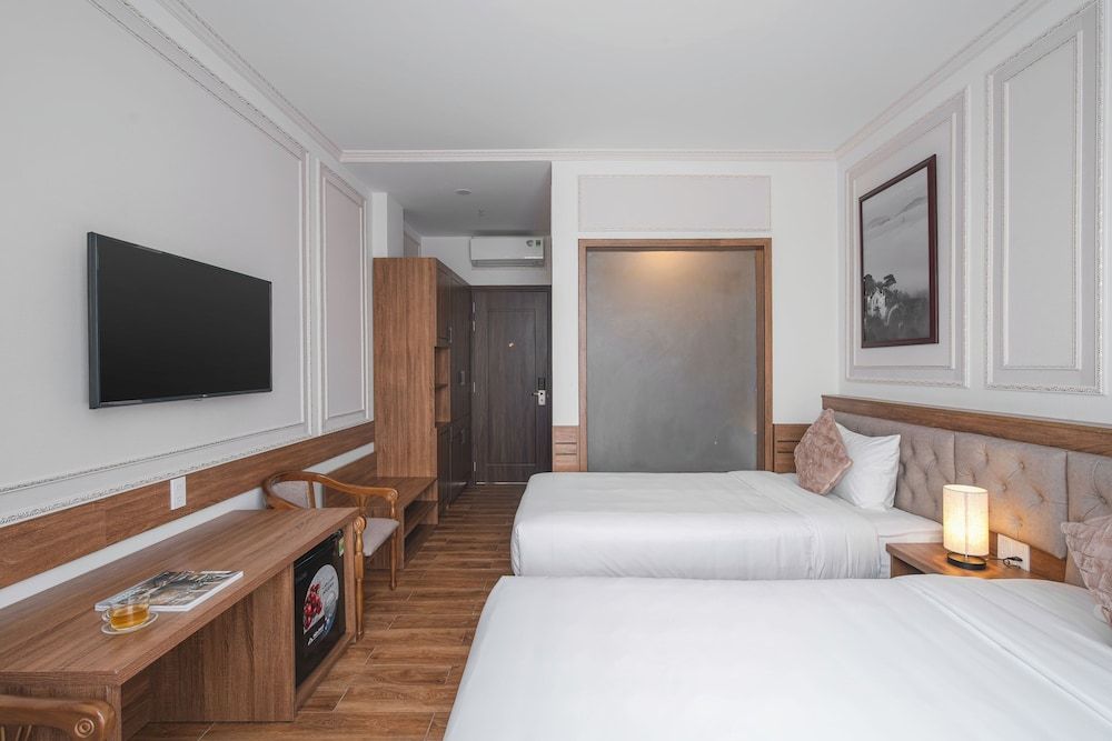 Deluxe Double or Twin Room, City View