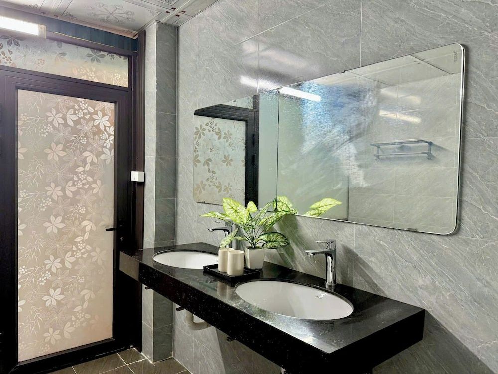 Sunset Garden Dorm Standard Shared Dormitory, Pool View 11