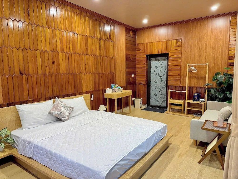 Sunset Garden Dorm Standard Triple Room, Courtyard View 4