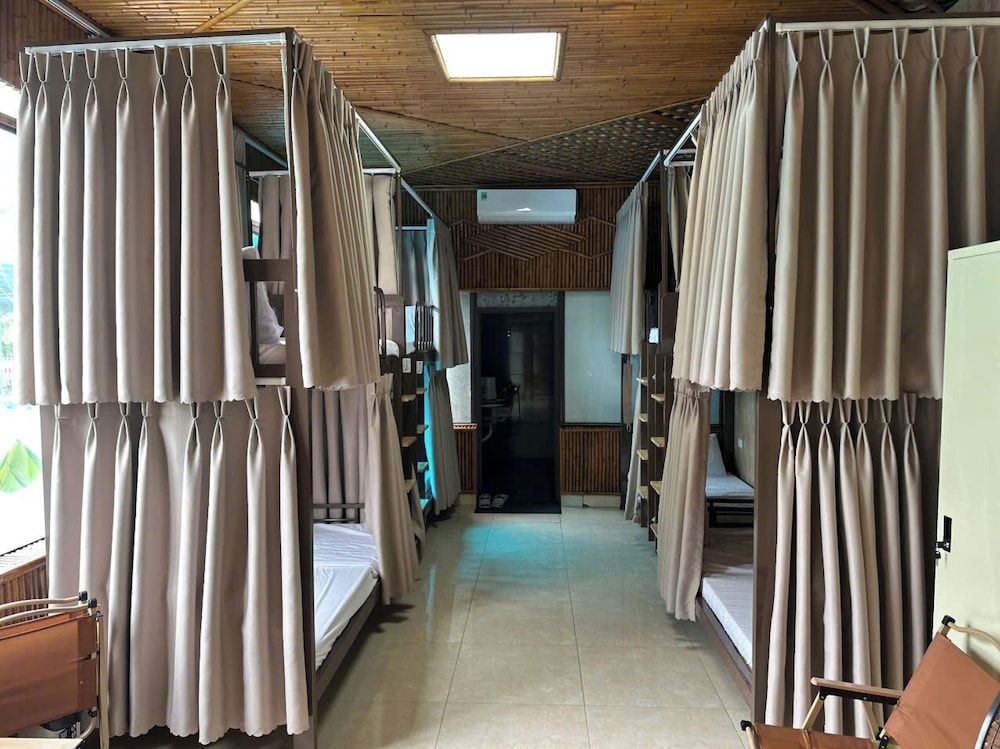 Sunset Garden Dorm Standard Shared Dormitory, Pool View 9