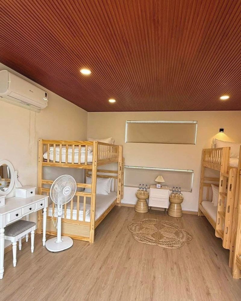 Melaka Ho Tram - Beachside Bungalows Basic Shared Dormitory, Sea View 3