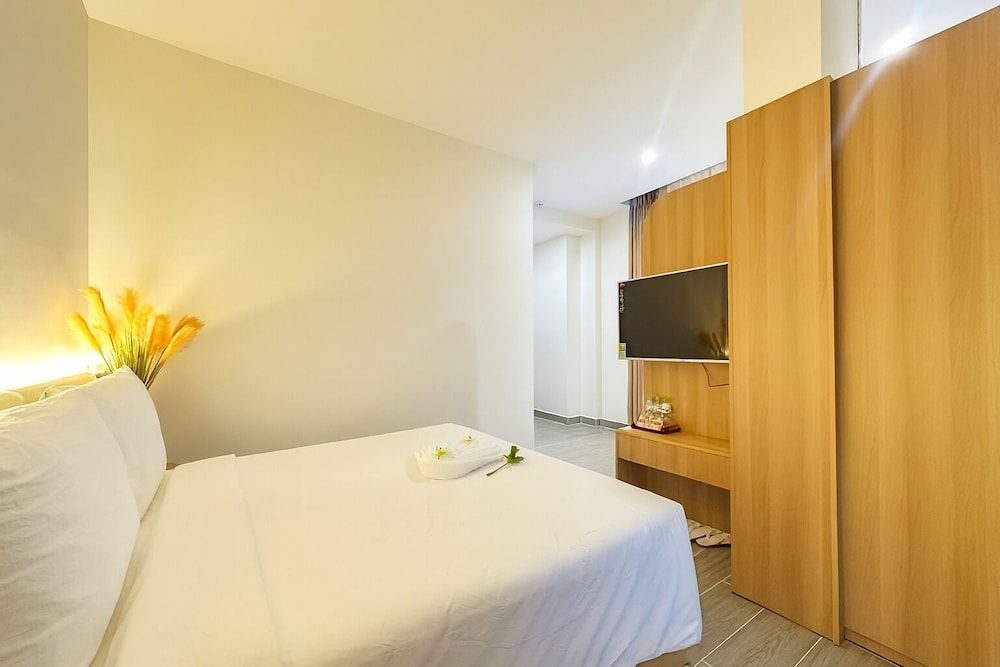 Amory Dalat Hotel Triple with Bathtub & Balcony 3