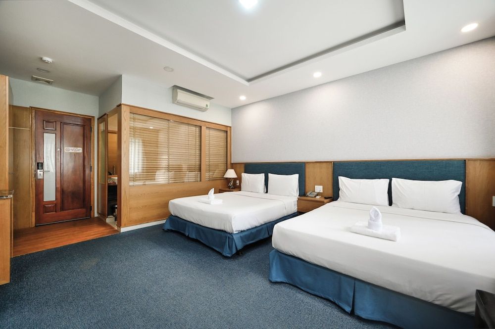 Premier Deluxe Twin Room