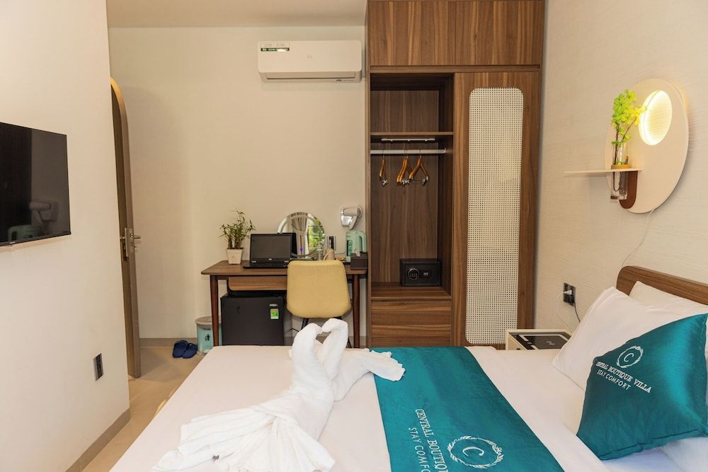 Central Boutique Villa In Old Town Deluxe Suite, City View 11