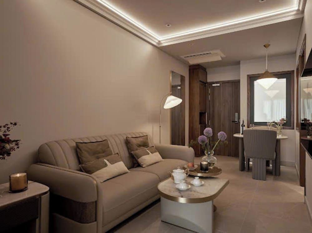 Sunflower Apartment - Suite by THC Group Luxury Apartment 6