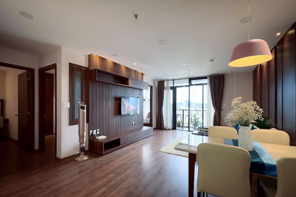 9Trip Stay in Dalat Center Residence Signature Apartment, 3 Bedrooms, City View 14