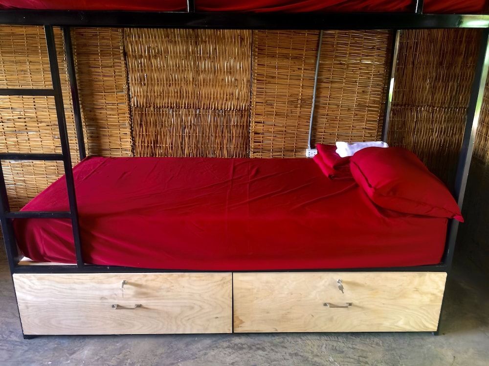 Bed in 8-bed Mixed Dormitory