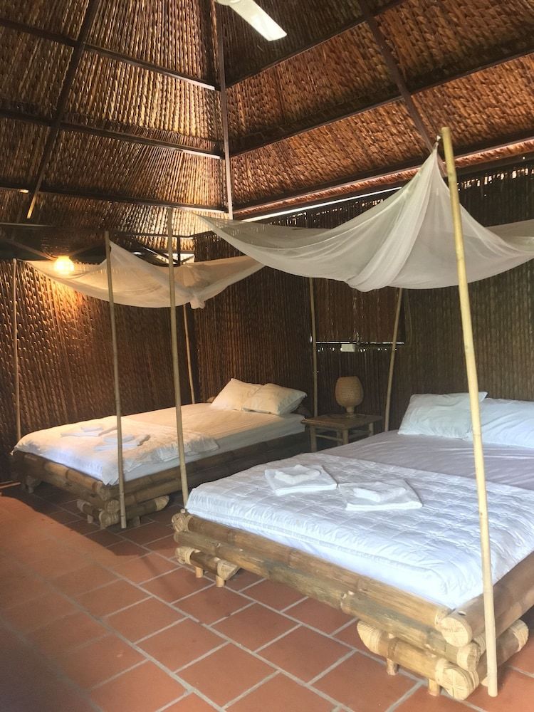 Deluxe Quadruple Room, Private Bathroom, River View