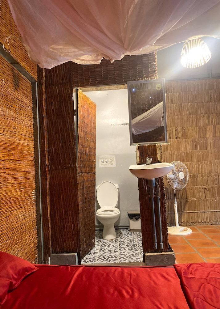 HomeTravel Mekong Can Tho - Hostel Standard Bungalow 5