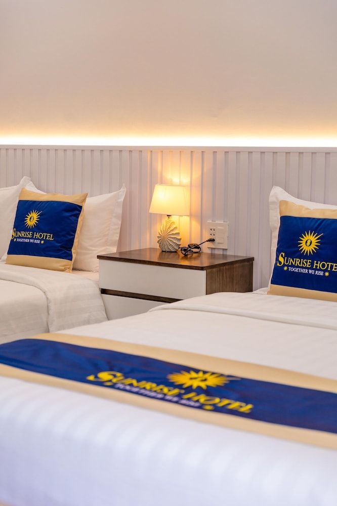 SUNRISE Hotel Bac Lieu Deluxe Quadruple Room 4