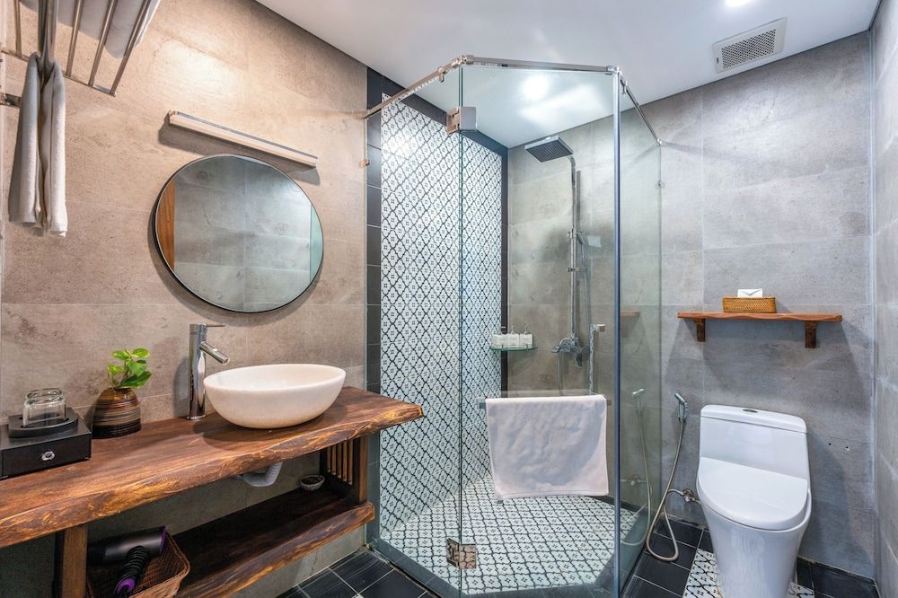 Mayci Eco Boutique Hotel Hoi An Deluxe Room, 1 Queen Bed, Balcony, Lake View 5