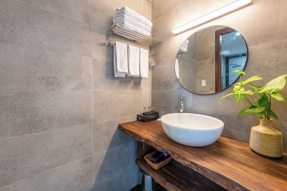 Mayci Eco Boutique Hotel Hoi An Deluxe Triple Room, Balcony 7