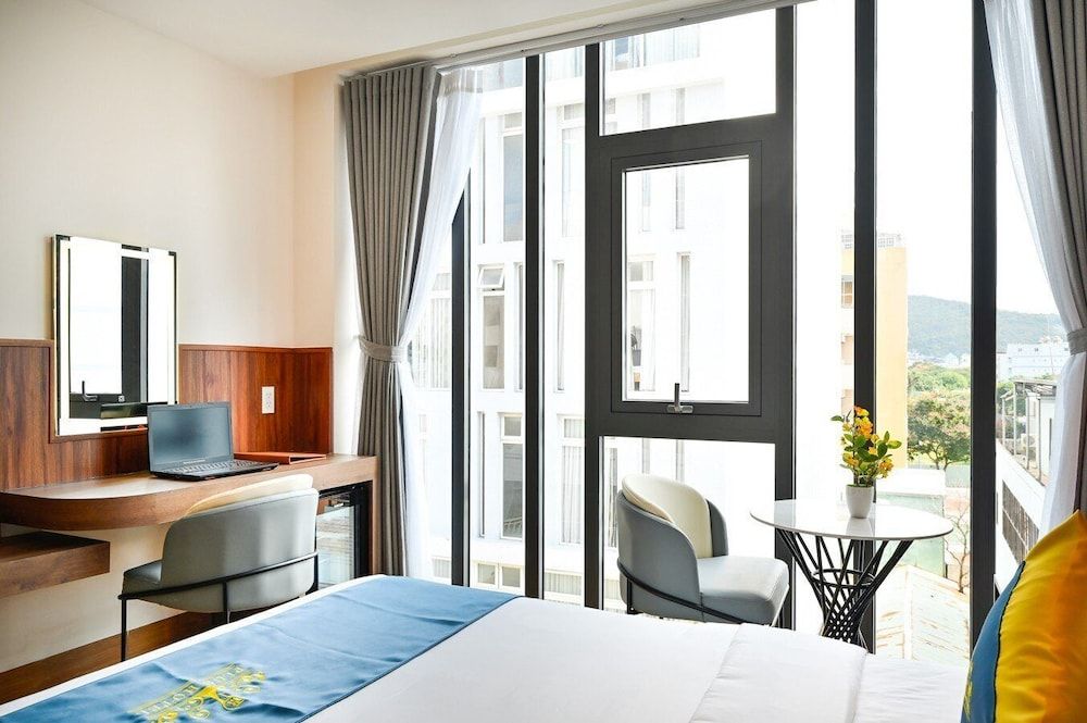 Premium Room, 1 King Bed