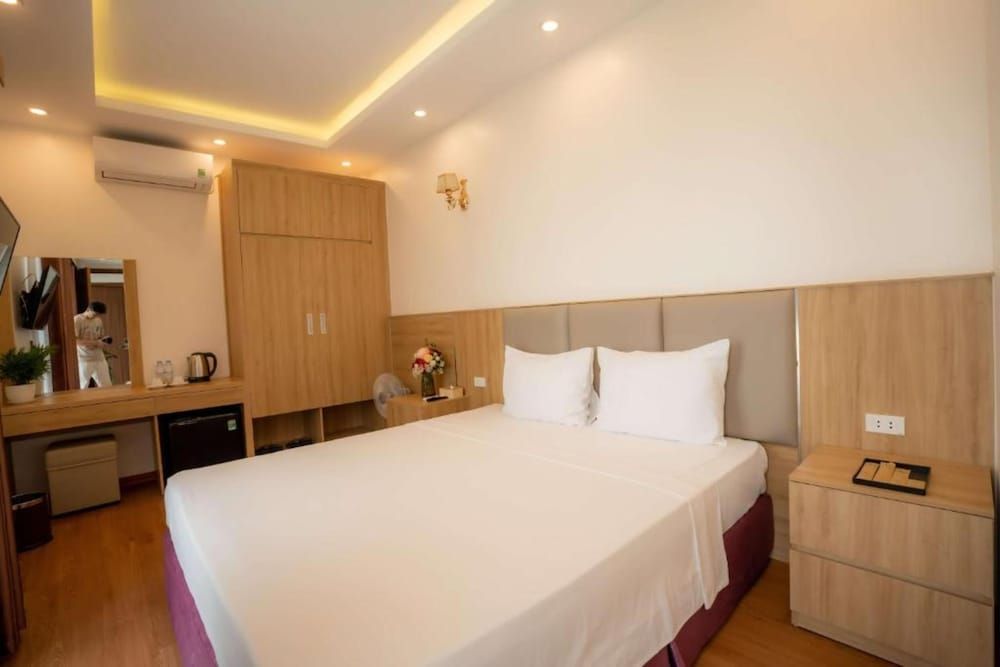 Vsana Vu Son Hotel Deluxe Double Room 3