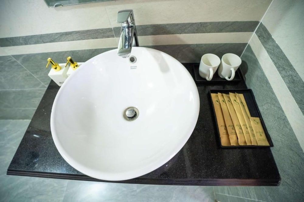 Vsana Vu Son Hotel Deluxe Double Room 8