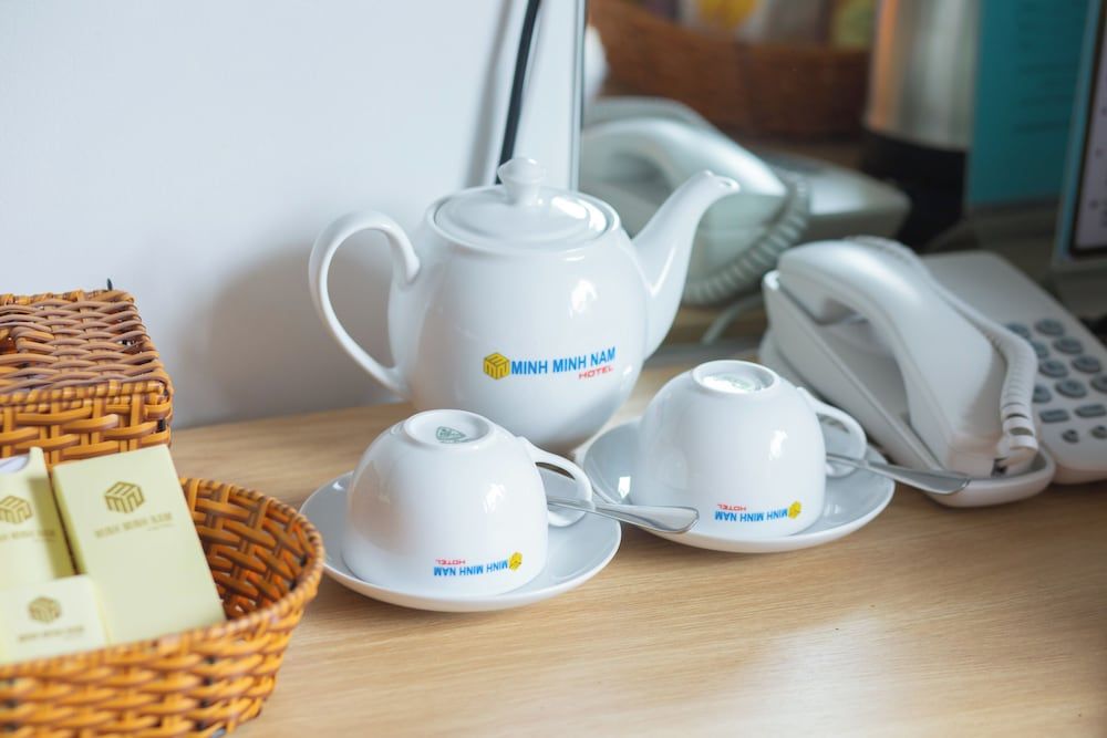 Minh Minh Nam 2 Hotel Economy Double Room 6