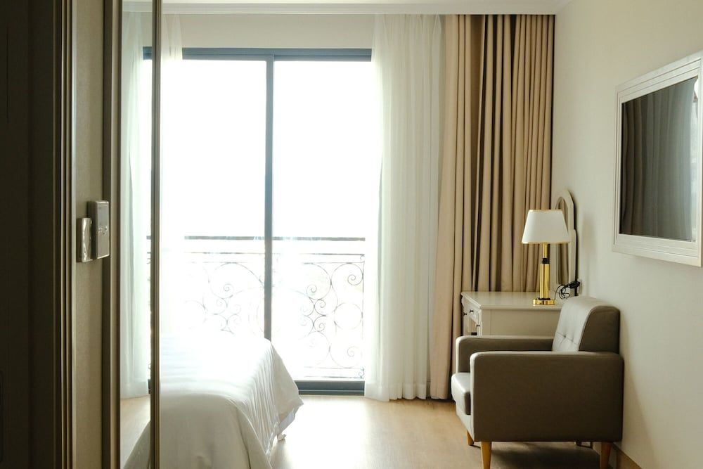 MERPERLE DALAT HOTEL Deluxe Double Room, City View 6