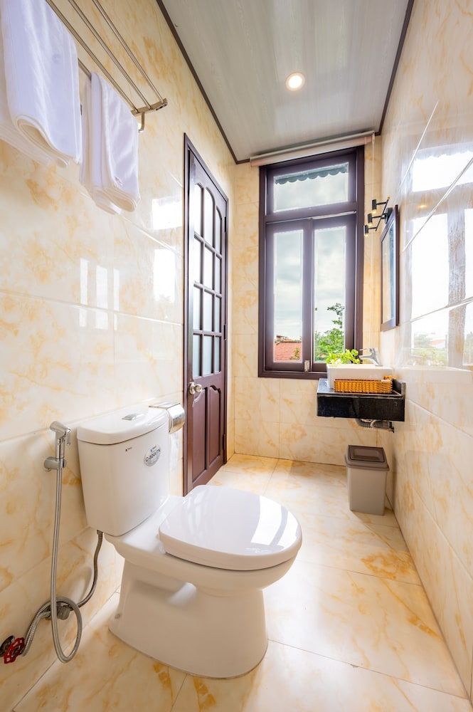 Golden Sun Hotel Hoi An Deluxe Double Room 6