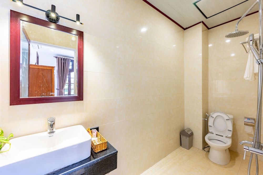 Golden Sun Hotel Hoi An Family Room, 2 Double Beds 6