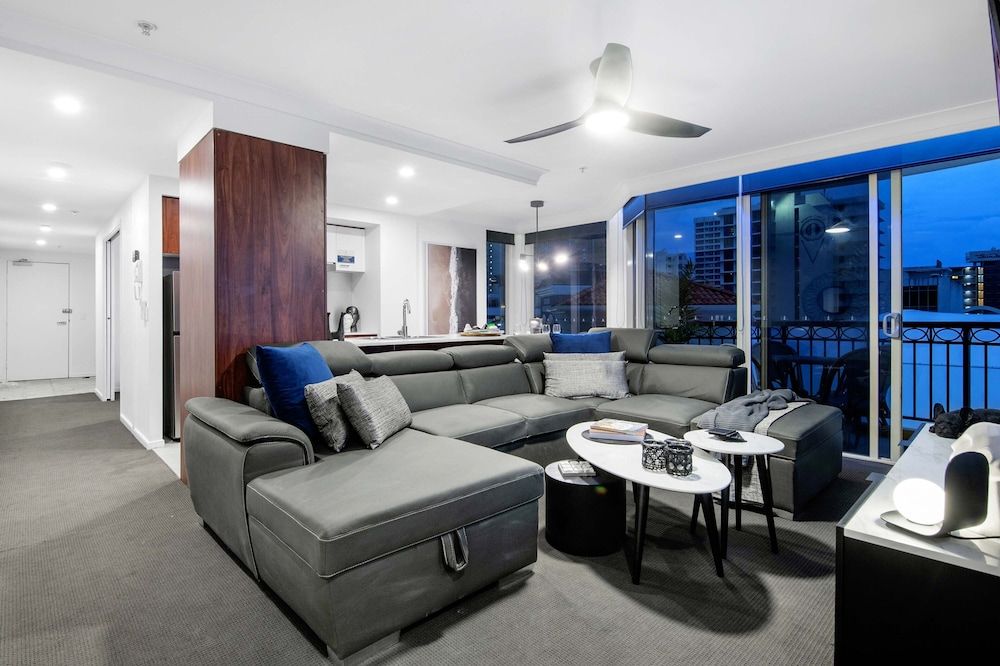 Chevron Renaissance - Wow Stay 3 Bedroom, 1 bathroom - Low floor 6