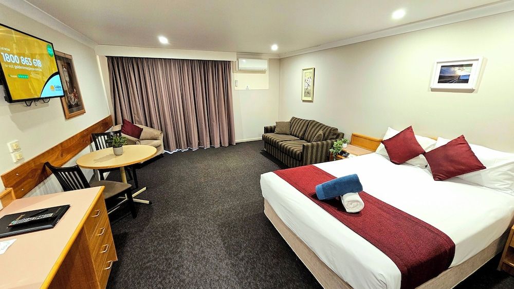 Hilltops Retreat Motor Inn