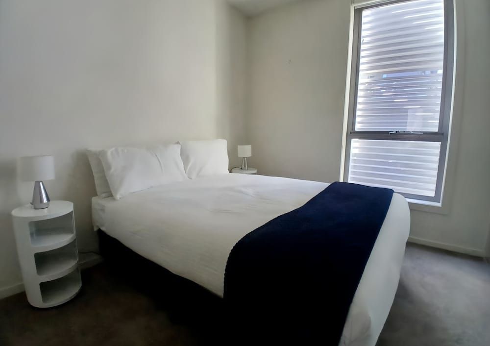 Premium Townhome, 4 Bedrooms, Courtyard View