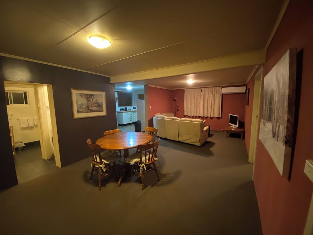 Ellstanmor Guesthouse Cooma Apartment 5
