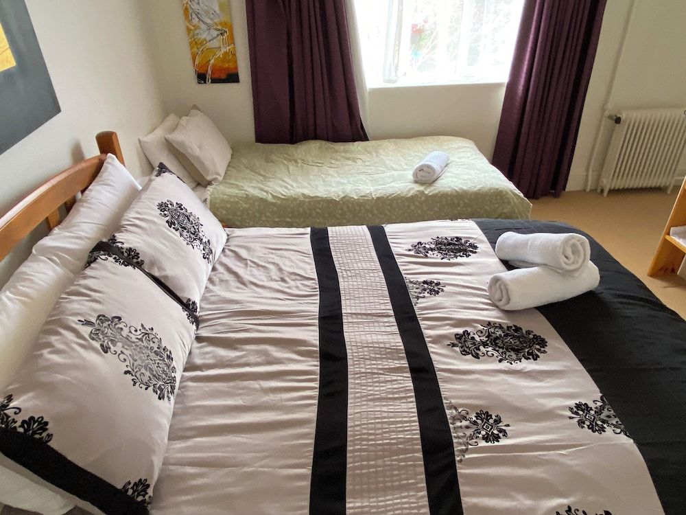 Ellstanmor Guesthouse Cooma Deluxe Triple Room 7