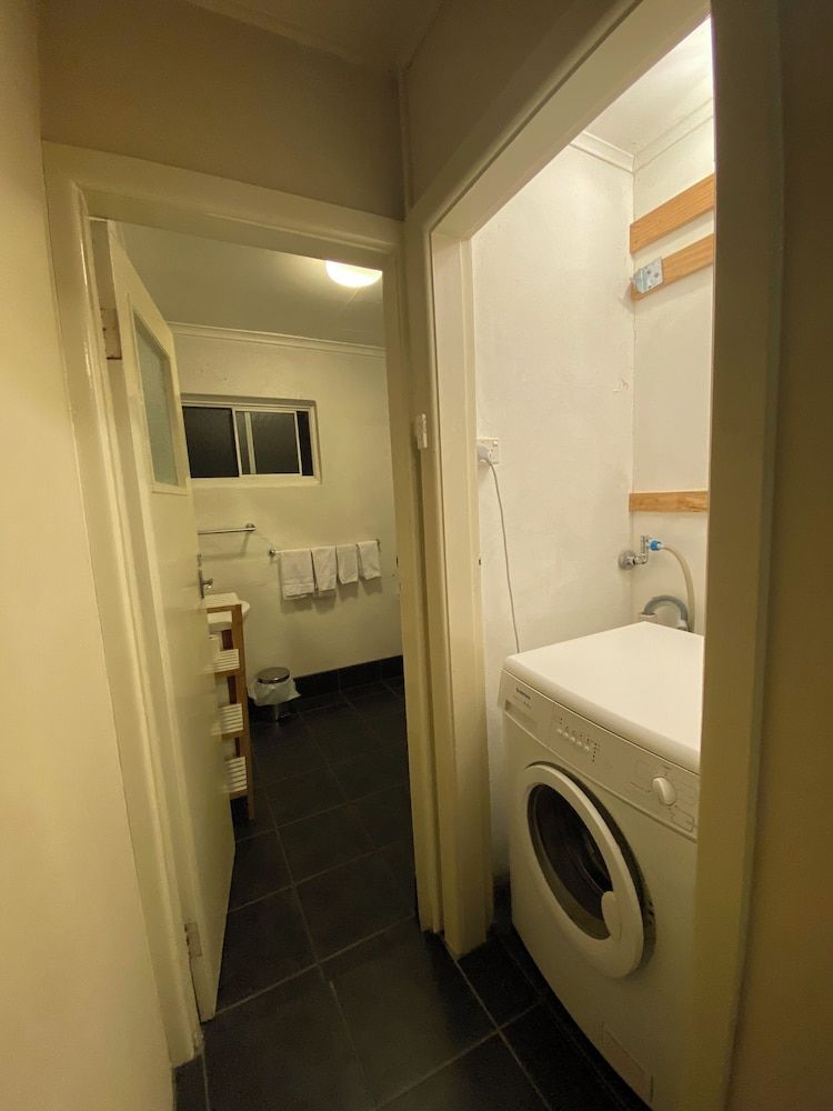 Ellstanmor Guesthouse Cooma Apartment 3