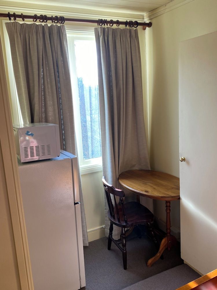 Ellstanmor Guesthouse Cooma Deluxe Double Room 7